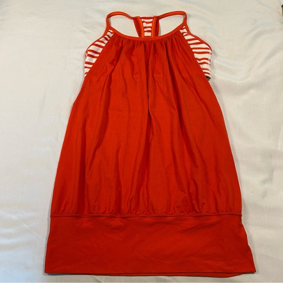 Lululemon No Limits Tank too Love Red / Twin Stripe‎ Love Red Sz 4 - Picture 3 of 9